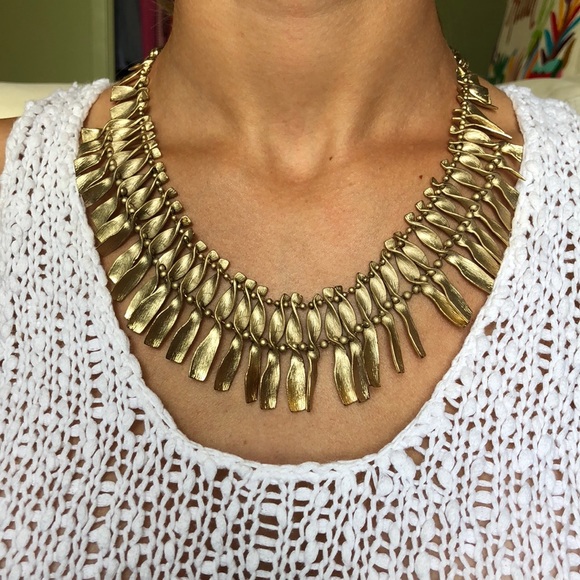Kendra Scott Jewelry - KENDRA SCOTT GOLD STATEMENT NECKLACE